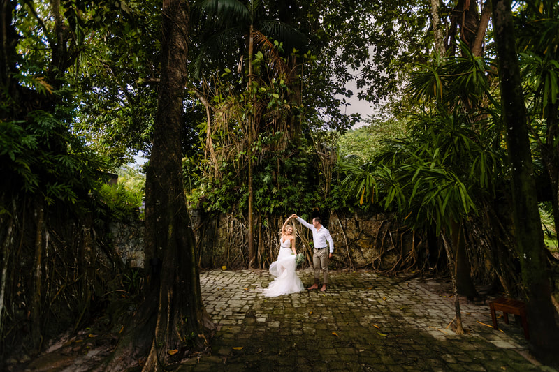 Four Seasons Seychelles Foumba wedding